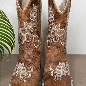 Shyanne Little Girl’s Lasy Floral Brown Embroidered Western Boots Sz 10.0-D